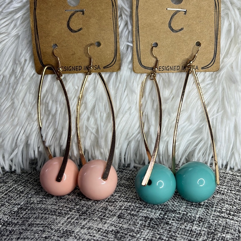 Gold dangle earrings